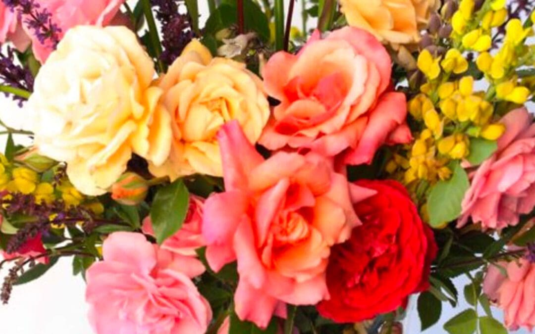 4 Flowers Perfect for Arrangements